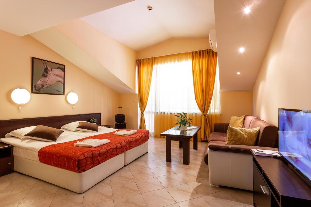 Spa Hotel Aspa Vila Banya  Exterior photo